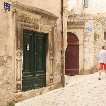 Studio Apartment In The Old City Of Šibenik Esterno foto