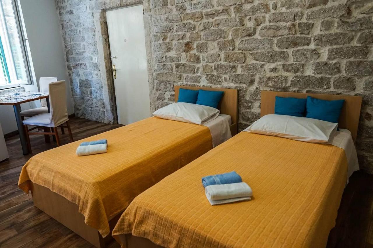 Studio Apartment In The Old City Of Šibenik Esterno foto